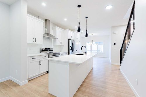 2 Fireside Cir, Home with 3 bedrooms, 3 bathrooms and 2 parking in Cochrane AB | Card Image