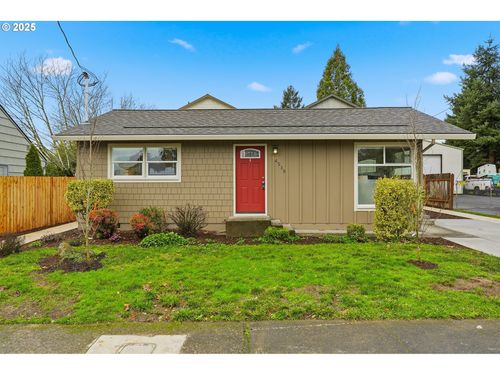 4539 Se 97th Ave, Portland, OR, 97266-2641 | Card Image