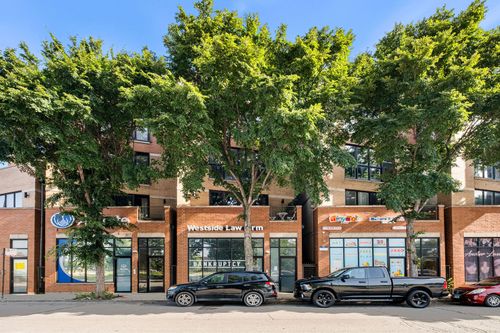 1-2442 W Madison St, Chicago, IL, 60612-2162 | Card Image