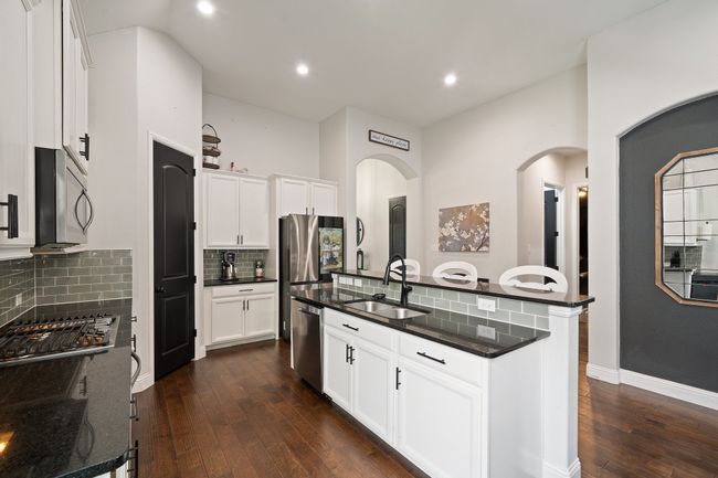 7813 Fossil Creek Trl, House other with 4 bedrooms, 3 bathrooms and null parking in McKinney TX | Image 10