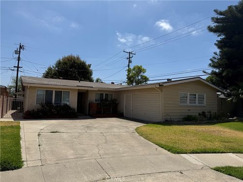 12492 Fallingleaf St, Garden Grove, CA, 92840-4212 | Card Image