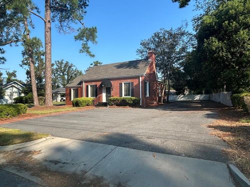 114 W Moore St, Valdosta, GA, 31602-2917 | Card Image