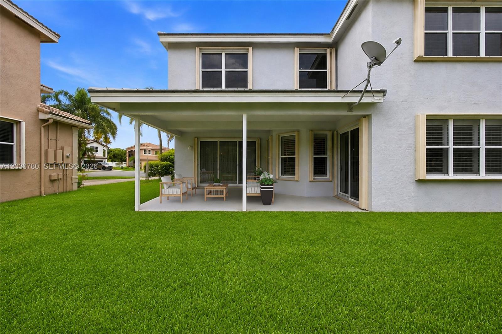 Residential in Miramar 3
