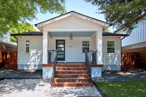 a-1304 E 3rd St, Austin, TX, 78702-4316 | Card Image