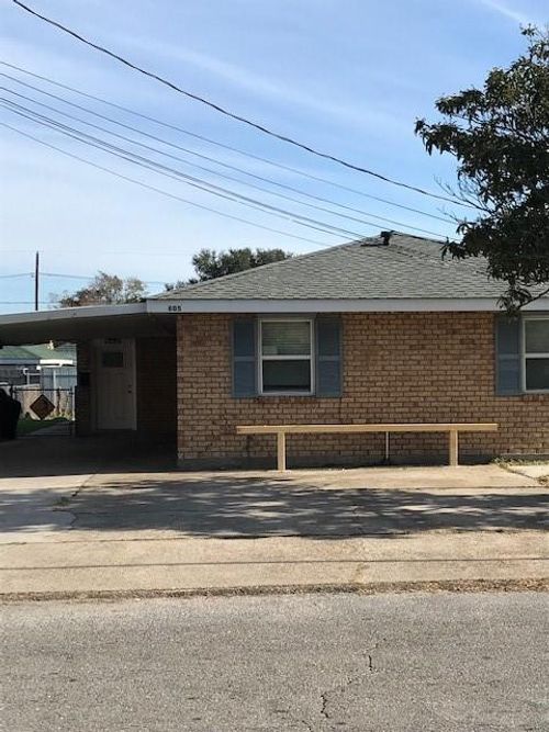 607 Homewood Pl, Westwego, LA, 70094-4826 | Card Image