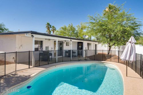 9870 E Celeste Dr, Tucson, AZ, 85730-3037 | Card Image