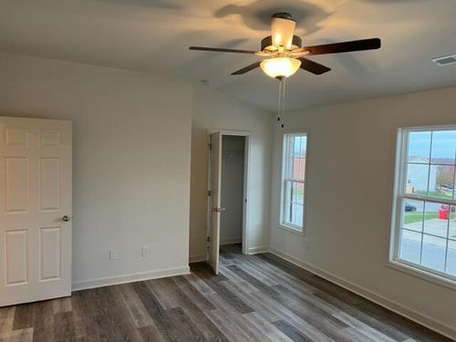 331 Platt Dr, Nicholasville, KY, 40356-2551 | Card Image