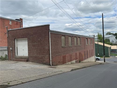 b-1219 Martin Luther King Jr Dr, Allentown, PA, 18102-4667 | Card Image