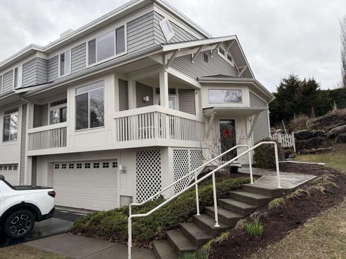 73 Park Rd, South Burlington, VT, 05403-4404 | Card Image