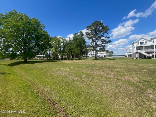 61 Maritime Ct, Chocowinity, NC, 27817-7908 | Card Image