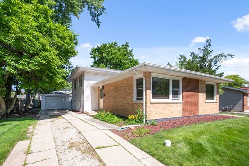 16754 Oconto Ave, Tinley Park, IL, 60477-2662 | Card Image