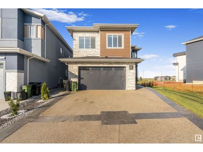 4004 3 Ave Sw, House other with 5 bedrooms, 4 bathrooms and null parking in Edmonton AB | Image 1