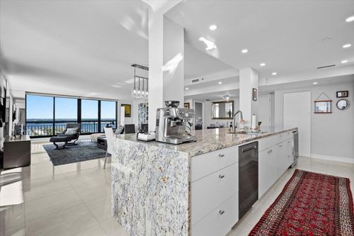 2004-4000 N Ocean Drive, Singer Island, FL, 33404 | Card Image