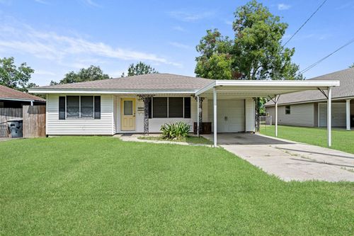5341 North, Groves, TX, 77619 | Card Image