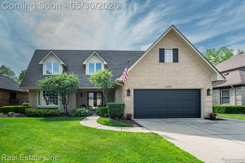 44105 Dunham Ct, Clinton Township, MI, 48038-1524 | Card Image