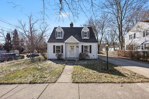 313 Territorial Rd, Manchester, MI, 48158-9692 | Card Image