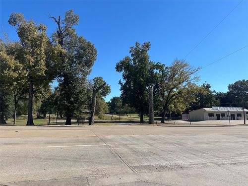 1042 W Commerce St, Buffalo, TX, 75831-7708 | Card Image