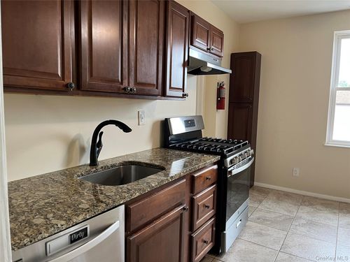 apt-1-400 Jericho Tpke, New Hyde Park, NY, 11040-4503 | Card Image