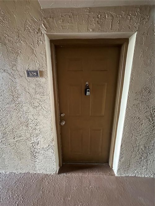 12108-11730 Sw 2nd St, Pembroke Pines, FL, 33025-3496 | Card Image