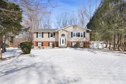 320 Osceola Rd, Jefferson Valley, NY, 10535-1312 | Card Image