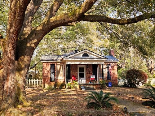 306 Perry Rd, Walterboro, SC, 29488-3839 | Card Image