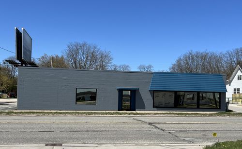 64 Arthur St, Manistee, MI, 49660-1102 | Card Image