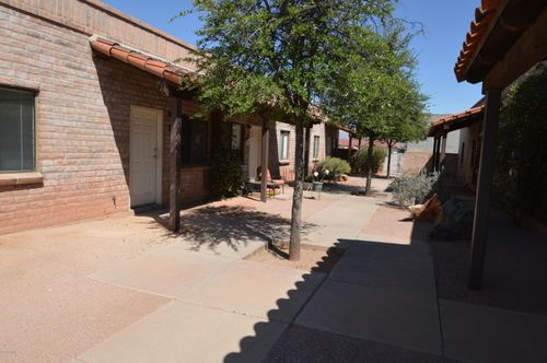 6-4115 E North St, Tucson, AZ, 85712-2561 | Card Image