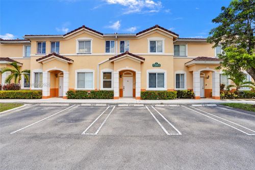 103-7305 Nw 174th Ter, Hialeah, FL, 33015-1117 | Card Image