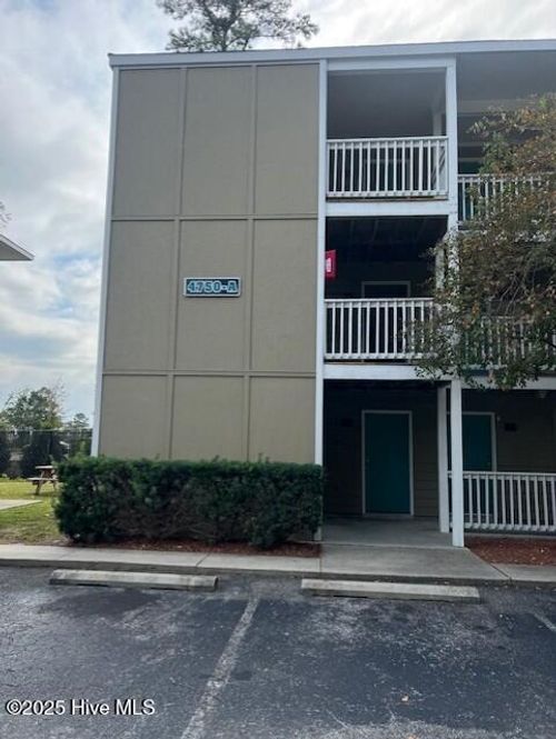 apt-a1-4750 Seahawk Sq, Wilmington, NC, 28403-4482 | Card Image