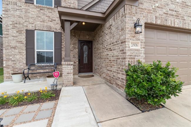 20906 Cypress Overlook Trl, House other with 5 bedrooms, 3 bathrooms and 2 parking in Humble TX | Image 4