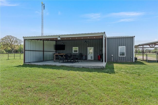 917 Farney Rd, House other with 3 bedrooms, 2 bathrooms and 2 parking in Lorena TX | Image 29