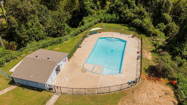 220 Tortuga Way, House other with 3 bedrooms, 2 bathrooms and null parking in Pointblank TX | Image 37