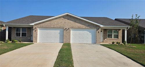 620 Nw 69th Ave, Bentonville, AR, 72713-2183 | Card Image