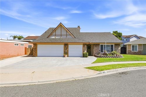 8821 Tamarisk Cir, Westminster, CA, 92683-6840 | Card Image