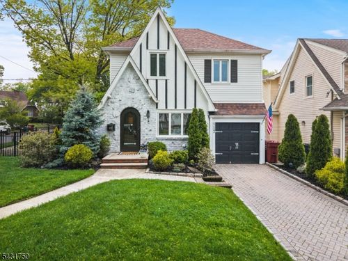 117 North Rd, Nutley, NJ, 07110-1301 | Card Image