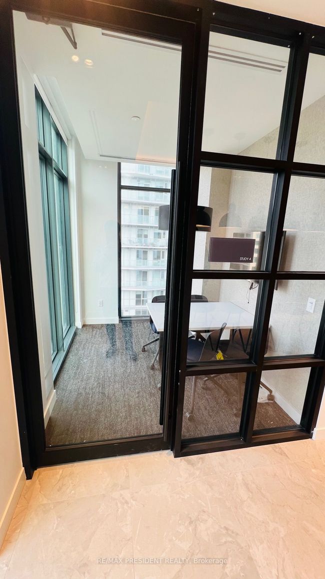 907 - 252 Church St, Condo with 2 bedrooms, 1 bathrooms and null parking in Toronto ON | Image 6