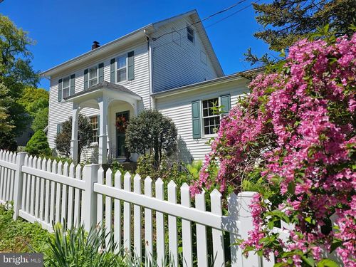 180 Gaffney Hill Rd, Easton, PA, 18042-9511 | Card Image