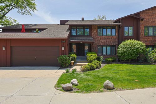 b2-3101 Toulon Dr, Northbrook, IL, 60062-5179 | Card Image