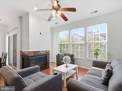 apt-301-15616 Everglade Ln, BOWIE, MD, 20716-2233 | Card Image