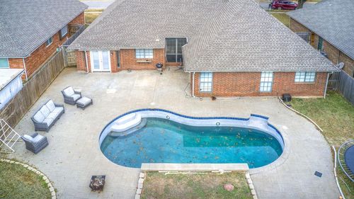 8316 Nw 106th St, Oklahoma City, OK, 73162-4015 | Card Image