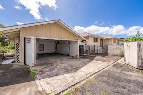 2209-A Liliha St, Honolulu, HI, 96817-1647 | Card Image