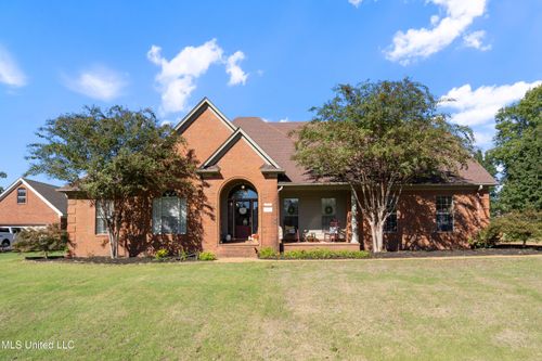 2410 Cumberland Dr, Southaven, MS, 38672-7123 | Card Image