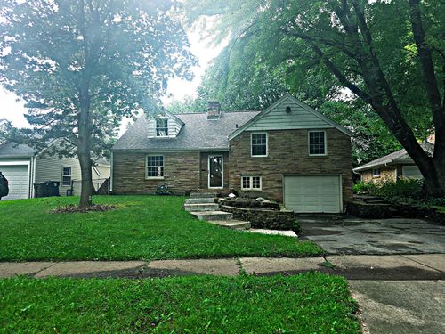 454 N Commonwealth Ave, Elgin, IL, 60123-3418 | Card Image