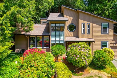 8705 Nash Pl, North Saanich, BC, V8L4G9 | Card Image