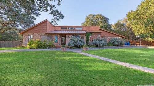 9521 Sumac Cir, Garden Ridge, TX, 78266-2037 | Card Image