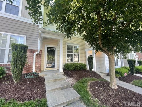 4823 Black Mountain Path, Raleigh, NC, 27612-8605 | Card Image