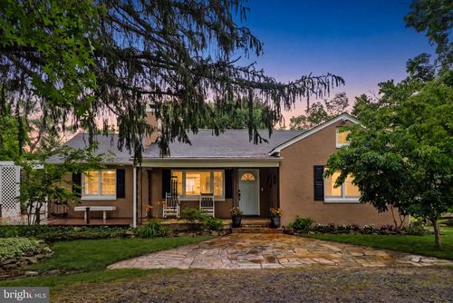 6428 John S Mosby Hwy, MIDDLEBURG, VA, 20117-5311 | Card Image