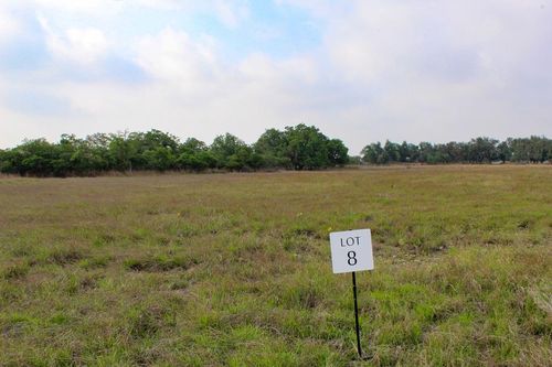 8-253 Apache Trce Nw, Harper, TX, 78631 | Card Image