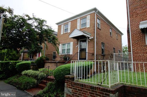 214 Oneida Street Ne, WASHINGTON, DC, 20011 | Card Image