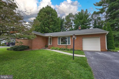 1723 Windy Hill Road, LANCASTER, PA, 17602 | Card Image